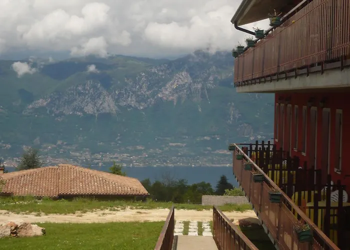 Belvedere Szálloda San Zeno di Montagna